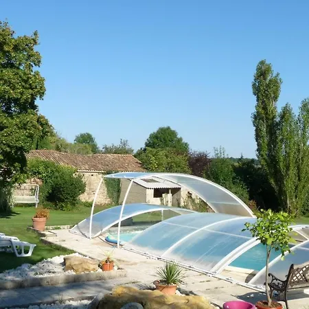 Holiday home Le Relais De Chavagne *
